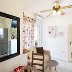όμορφο διαμέρισμα!200 μετρα από τη θάλασσα! Apartamento
