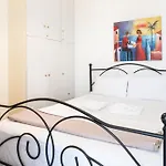 όμορφο διαμέρισμα!200 μετρα από τη θάλασσα! Apartamento Kalamata