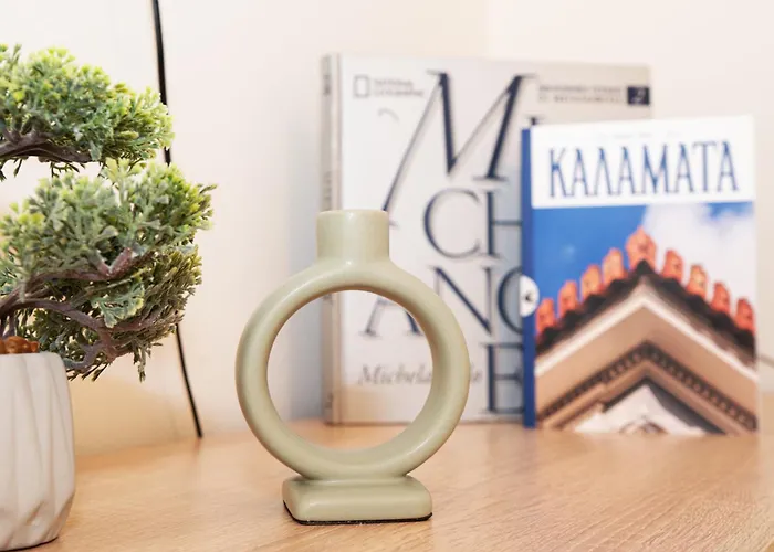 όμορφο διαμέρισμα!200 μετρα από τη θάλασσα! *