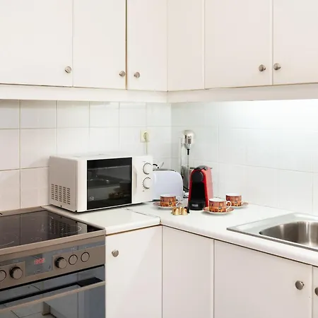 όμορφο διαμέρισμα!200 μετρα από τη θάλασσα! Apartment Kalamata