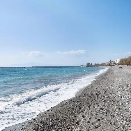 όμορφο διαμέρισμα!200 μετρα από τη θάλασσα! Appartement Kalamáta