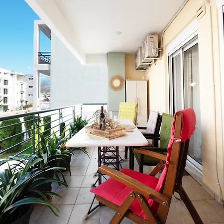 όμορφο διαμέρισμα!200 μετρα από τη θάλασσα! Apartment