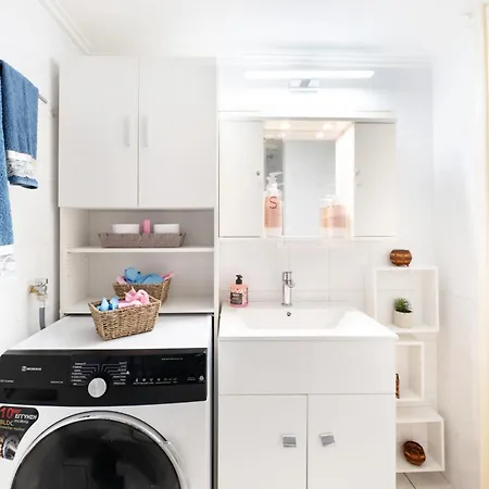 Appartement όμορφο διαμέρισμα!200 μετρα από τη θάλασσα! *