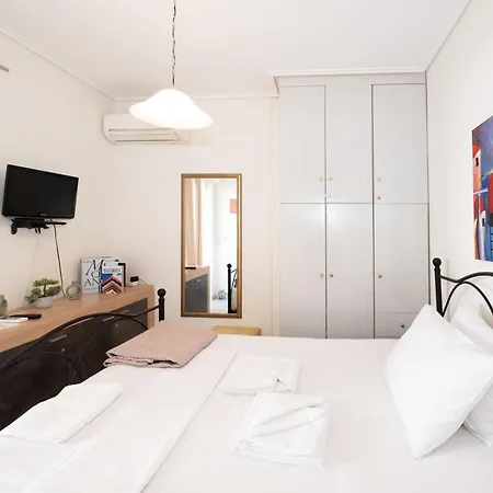 Apartment όμορφο διαμέρισμα!200 μετρα από τη θάλασσα! *
